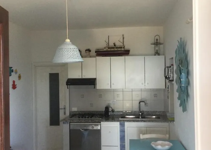 بيت للعطل Vera Trifamigliare Con Ingresso Diretto 20 Mt Al Mare Clima Wi-fi Bbq *