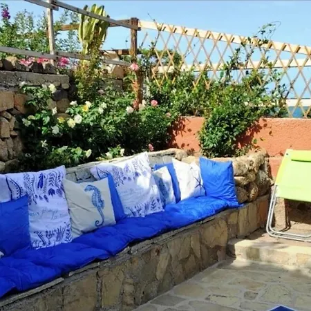 Vera Trifamigliare Con Ingresso Diretto 20 Mt Al Mare Clima Wi-fi Bbq Semesterbostad Cala Liberotto