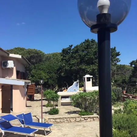 Vera Trifamigliare Con Ingresso Diretto 20 Mt Al Mare Clima Wi-fi Bbq Semesterbostad Cala Liberotto