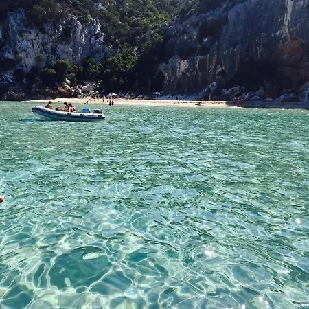 Vakantiehuis Casa Cristina In Trifamiliare A 20 Mt Dalla Clima Wi-fi Bbq Cala Liberotto