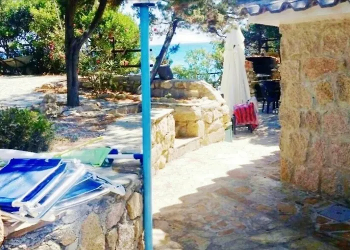 Nyaraló Vera Trifamigliare Con Ingresso Diretto 20 Mt Al Mare Clima Wi-fi Bbq Cala Liberotto