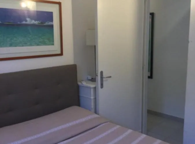 Vera Trifamigliare Con Ingresso Diretto 20 Mt Al Mare Clima Wi-fi Bbq Nyaraló *