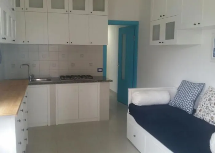 Holiday home Vera Trifamigliare Con Ingresso Diretto 20 Mt Al Mare Clima Wi-fi Bbq *