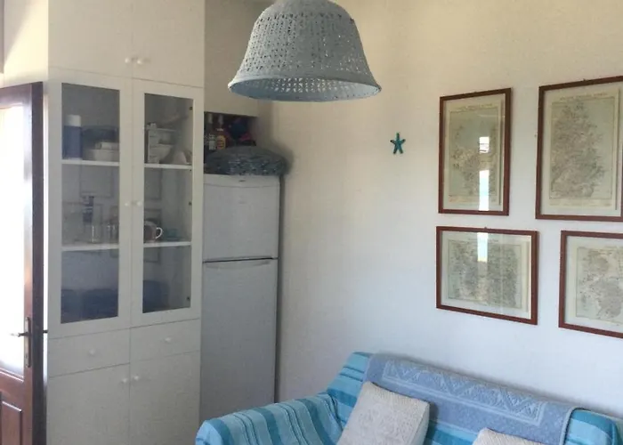 Holiday home Vera Trifamigliare Con Ingresso Diretto 20 Mt Al Mare Clima Wi-fi Bbq *